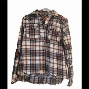 Driftwood Embroidered Classic Fit Top